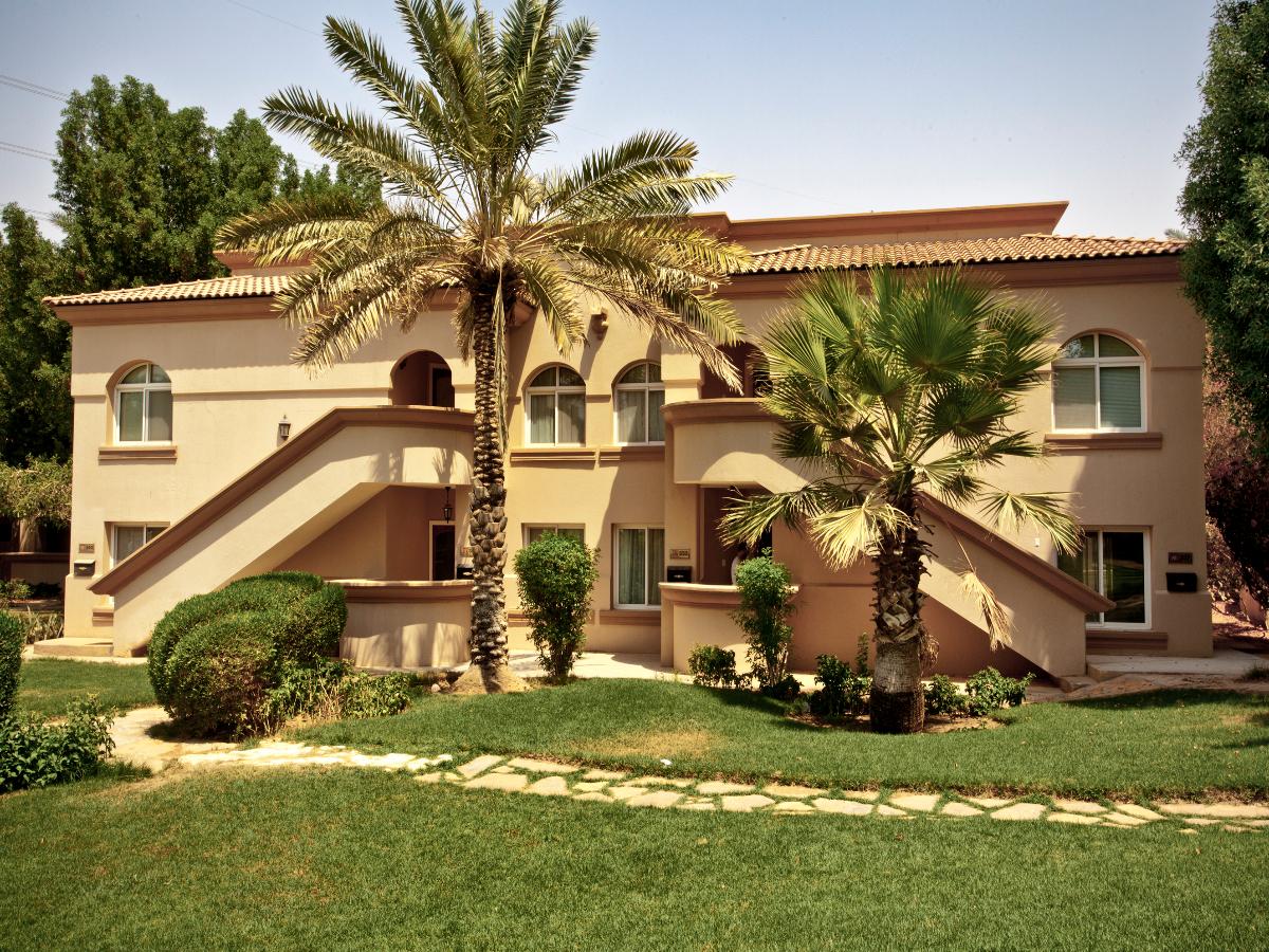 What’s the Difference Between a Villa and a Condo?